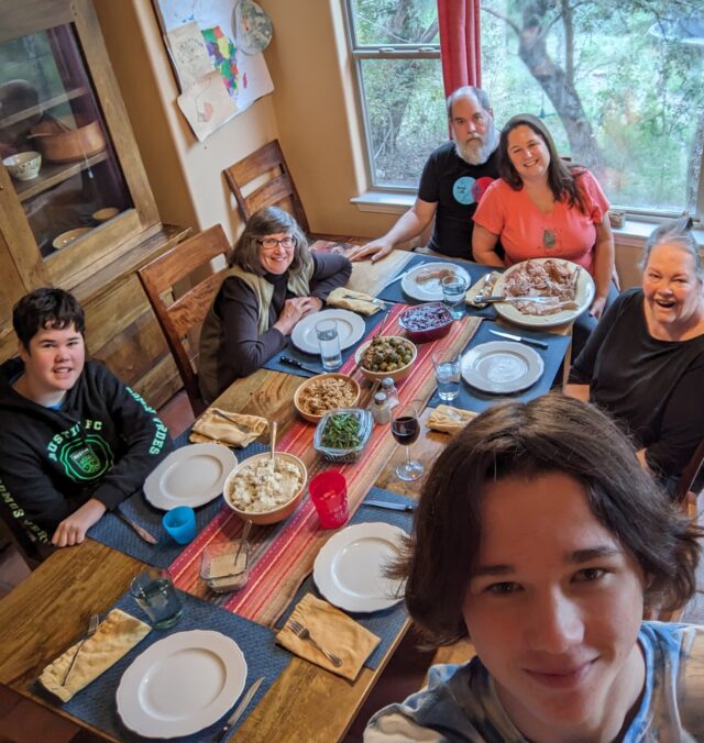 CROPPED FamilyPhotoByMAx